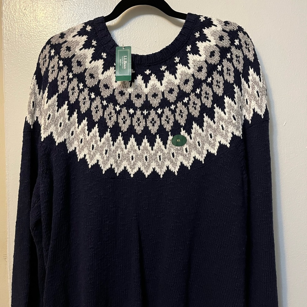 NWT L.L Bean Sweater Navy